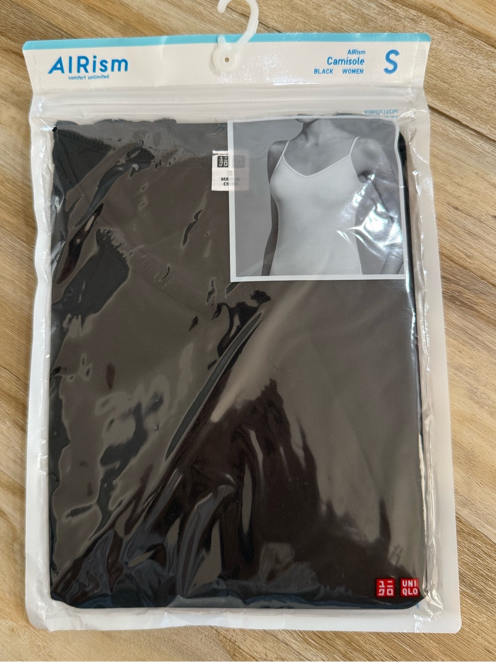 UNIQLO AIRism Camisole size small